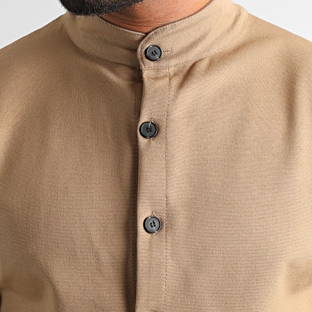 Frilivin - Conjunto de camisa de manga larga camel y pantalón chino