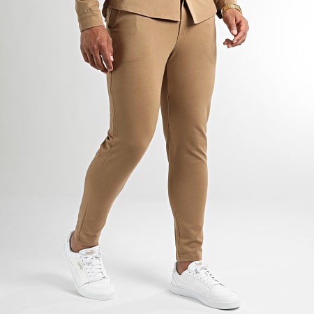 Frilivin - Set camicia a maniche lunghe e pantaloni chino color cammello