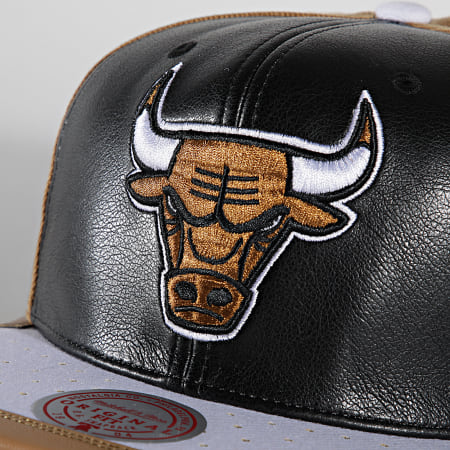 Mitchell And Ness - Casquette Snapback Day One Chicago Bulls Noir Camel