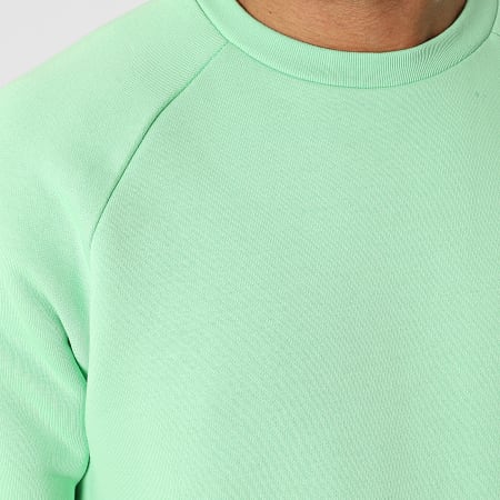 Adidas Originals - HK0088 Sudadera Essential de cuello redondo Verde