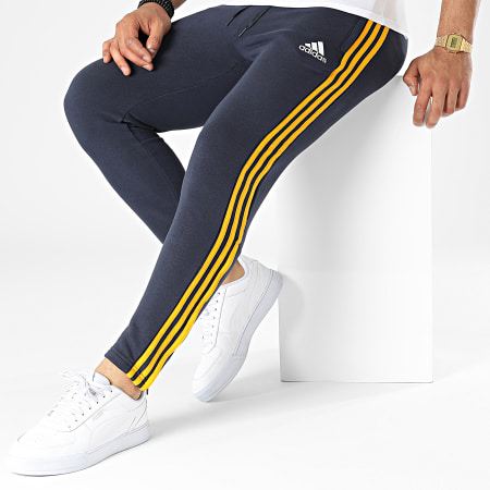 Adidas Sportswear - Real Madrid HU1186 Pantaloni da jogging a bande blu navy