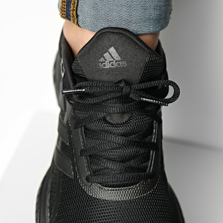Adidas Sportswear - Baskets Response GX2000 Core Black