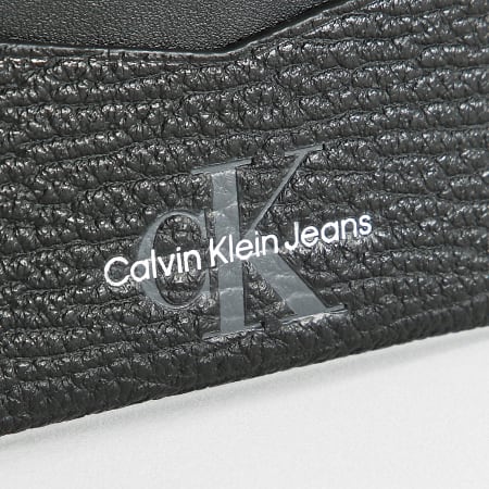 Calvin Klein - Tarjetero Mono Texturizado 9496 Negro