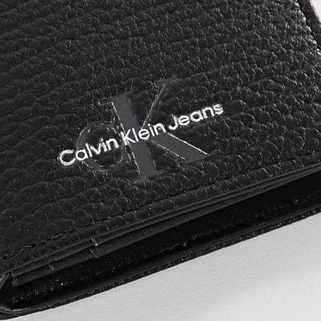 Calvin Klein - Portafoglio trifold mono strutturato 9499 nero