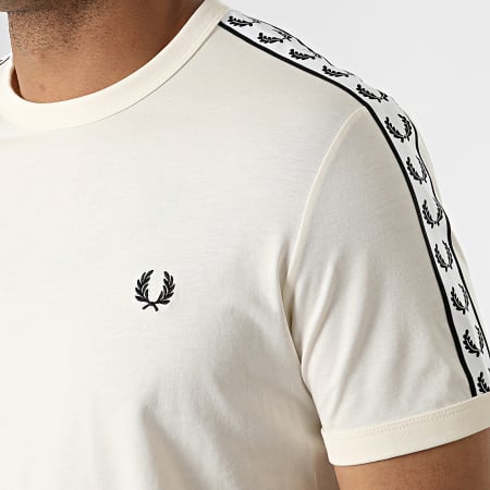 Fred Perry - Maglietta A Bandes Taped Ringer M6347 Beige