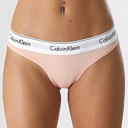 Calvin Klein - Tanga de mujer F3786E Coral