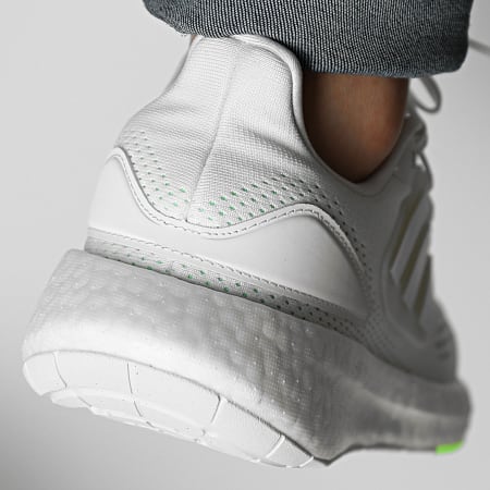 Adidas Sportswear - Baskets PureBoost 22 GZ5175 Cloud White Beam Green