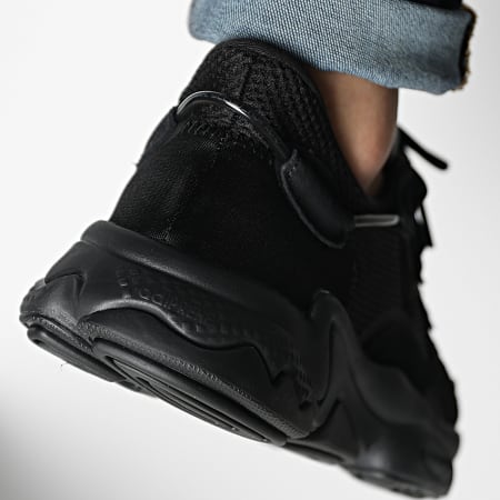 Adidas Originals - Sneakers Ozweego EE6999 Core Nero Grigio Cinque