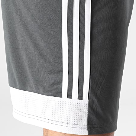 Adidas Sportswear - Pantaloncini da jogging a righe DP3255 Grigio