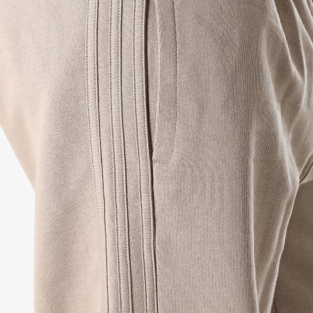 Adidas Originals - Pantaloni da jogging a fascia con logo Essential HK2727 Marrone