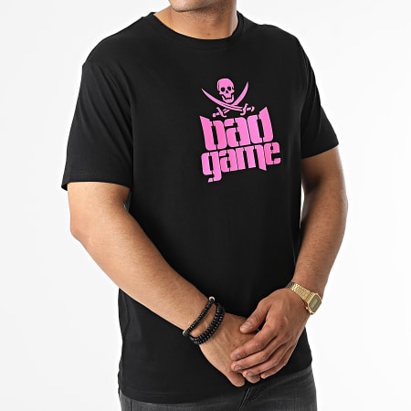 Zesau - Pirate Bad Game Camiseta Negro Rosa