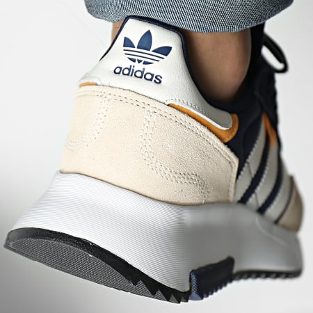 Adidas Originals - Baskets Retropy F2 GW1666 Indigo Cloud White Flash Orange