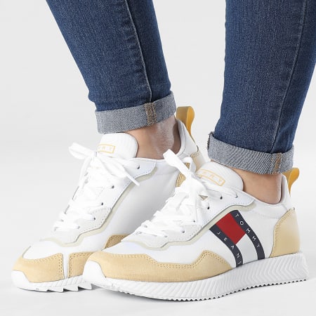 Tommy Jeans - Baskets Track Cleat 1850 Beurre