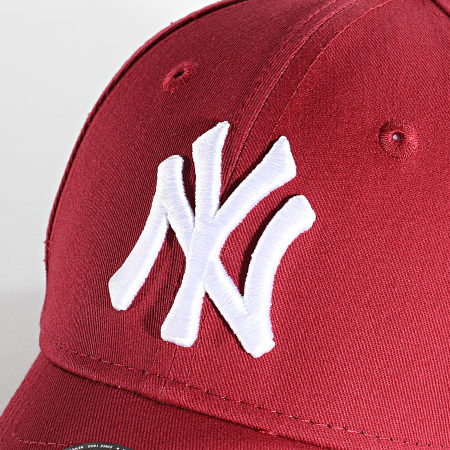 New Era - Gorra infantil 9Forty League Essential New York Yankees Burdeos