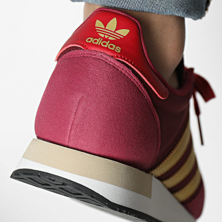 USA 84 Zapatillas GW0577 Shadow Rojo Mate Oro Cristal Blanco