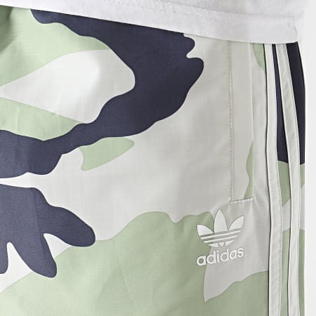 Adidas Originals - Short Jogging A Bandes Graphics HF4873 Beige Vert Clair Camouflage
