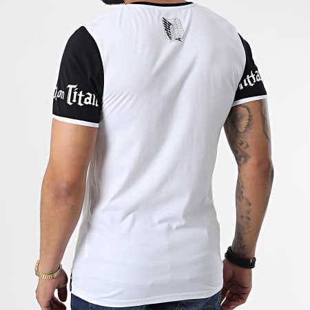 Attaque des Titans - Tee Shirt Colossal Titan Blanc Noir
