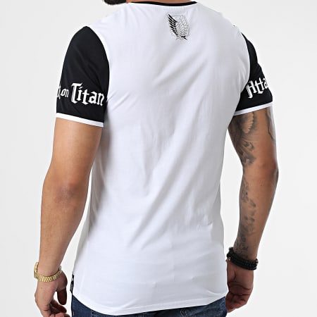 Attaque des Titans - Tee Shirt Smiling Titan Blanc Noir