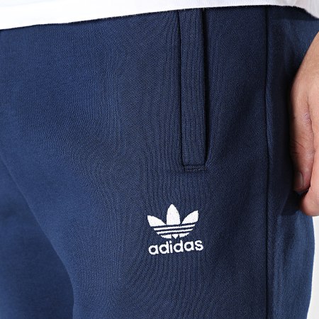 Adidas Originals - HK0107 Pantaloni da jogging essenziali blu navy