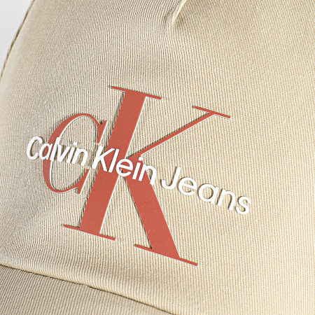 Calvin Klein - Cappello alto visivo 9488 Beige