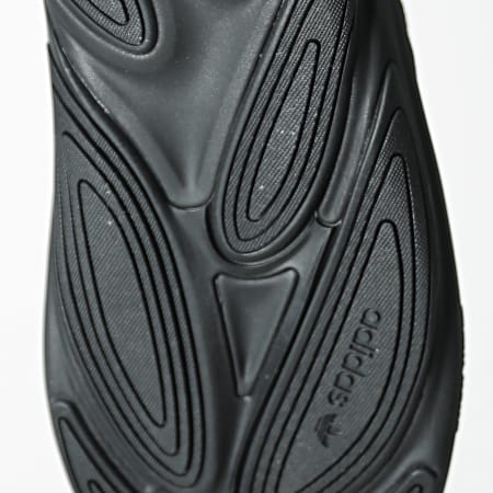 Adidas Originals - Baskets Ozelia GX4499 Core Black Cloud White