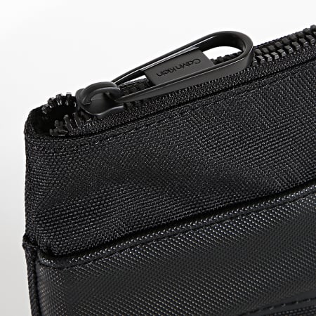Calvin Klein - Remote Flatpack 9588 Negro