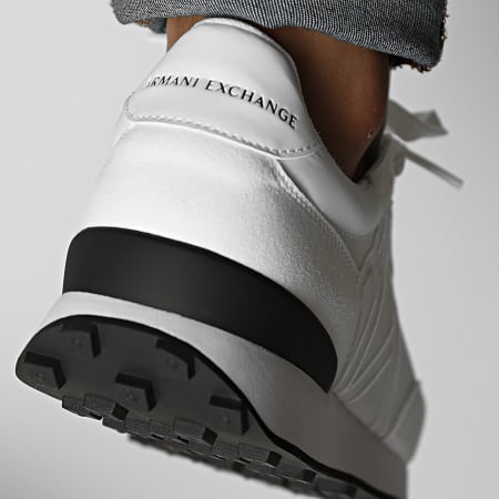 Armani Exchange - Baskets XUX129 XV549 Optic White - Ryses