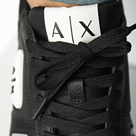 Armani Exchange - Baskets XUX149 XV607 Black Off White