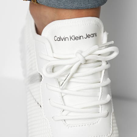 Calvin Klein Jeans - Baskets Sporty Runner SlipOn 0437 Bright White