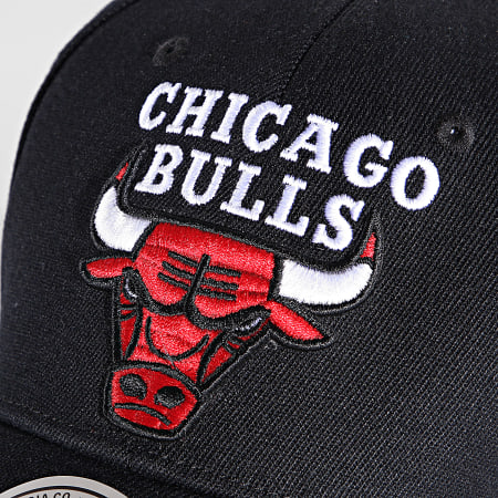 Mitchell and Ness - Cappello internazionale dei Chicago Bulls nero