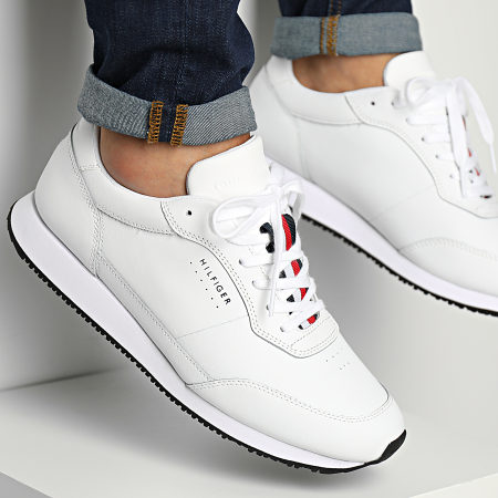 Tommy Hilfiger - Sneakers Runner Low Leather 4136 Bianco