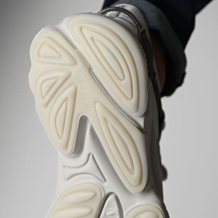 Adidas Originals - Baskets Ozweego GX1831 Light Solid Grey Grey Four Grey Six