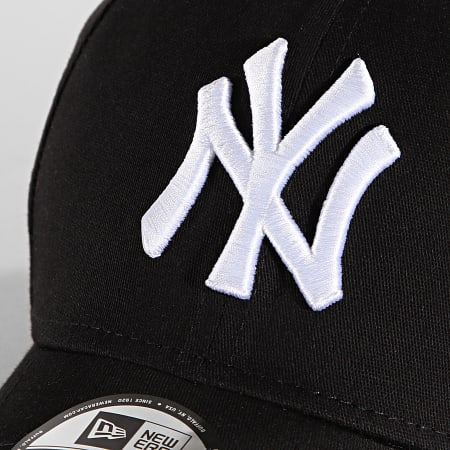 New Era - Casquette Fitted 39Thirty League Essential New York Yankees Noir
