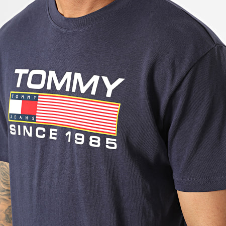 Tommy Jeans - Tee Shirt Classic Athletic Twisted Logo 4991 Bleu Marine