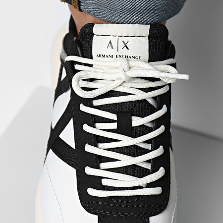 Armani Exchange - XUX150 XV608 Zapatillas Blanco Negro