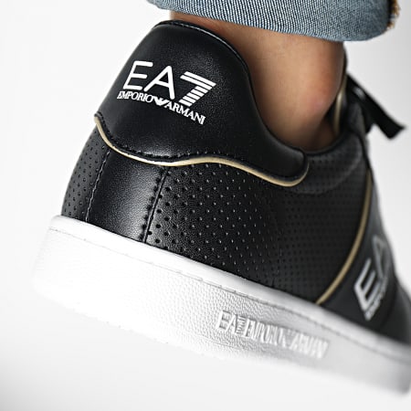 EA7 Emporio Armani - X8X102-XK258 Sneakers in oro nero