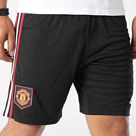 Adidas Performance - Manchester United Striped Jogging Shorts H13882 Negro