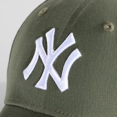 New Era - Cappellino 39Thirty League Essential New York Yankees Verde Khaki