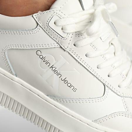 Calvin Klein - Baskets Chunky Cupsole Lace Up Leather 0550 Triple White