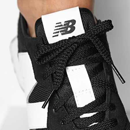 New Balance - Sneakers 327 Nero Bianco