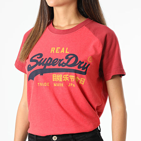 Superdry - Tee Shirt Femme Raglan Vintage Logo Heritage Rouge