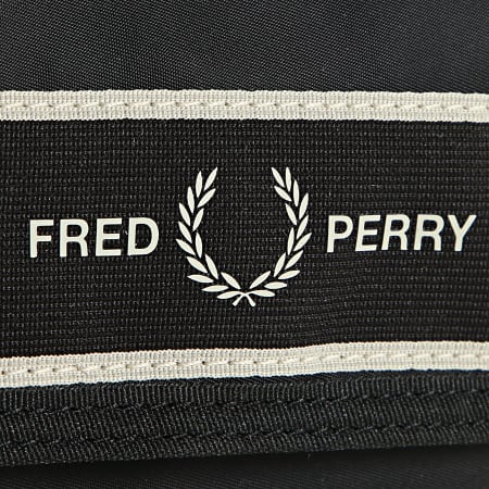 Fred Perry - Billetero L4311 Negro