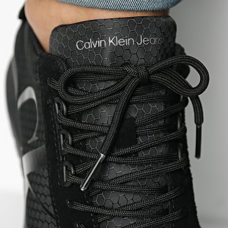 Calvin Klein - Baskets Toothy Runner Laceup 0417 Triple Black