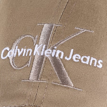 Calvin Klein - Gorra con monograma 5618 Marrón