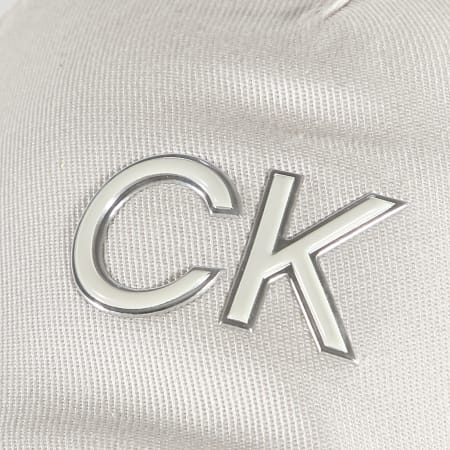 Calvin Klein - Gorra de mujer Re-Lock Inlay 9712 Beige