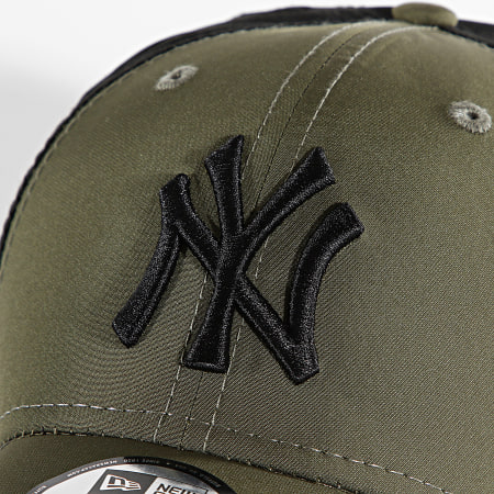 New Era - Cappellino 39Thirty bicolore New York Yankees Nero Verde Khaki