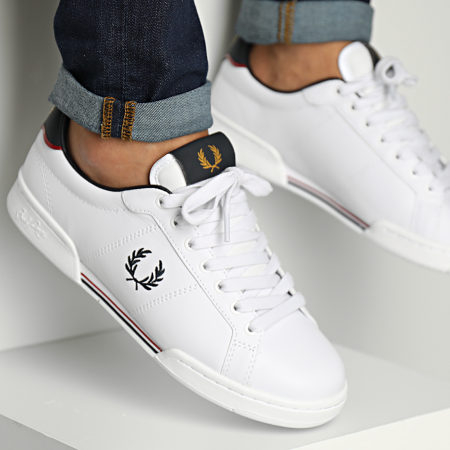 Fred Perry - B722 Pelle B4294 Sneakers bianche