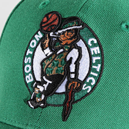 Mitchell and Ness - Casquette Team Ground 2 Stretch Boston Celtics Vert