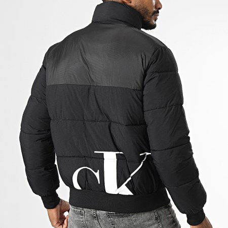 Calvin Klein - Doudoune Cut Off CK 1973 Noir - LaBoutiqueOfficielle.com