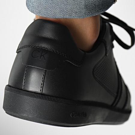 Calvin Klein - Baskets Low Top Lace up Leather 0471 Triple Black